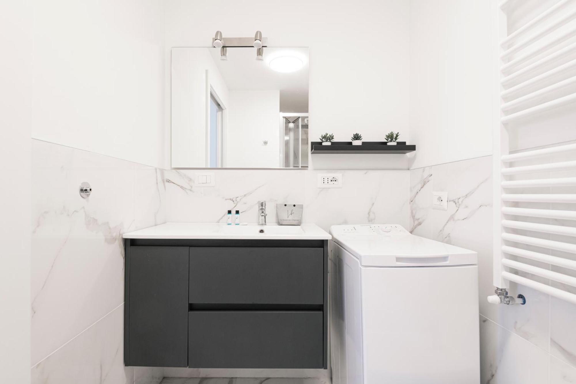 Easylife - Appartamento Elegante Moderno E Accogliente - La Tua Oasi In Citta Milan Exterior photo